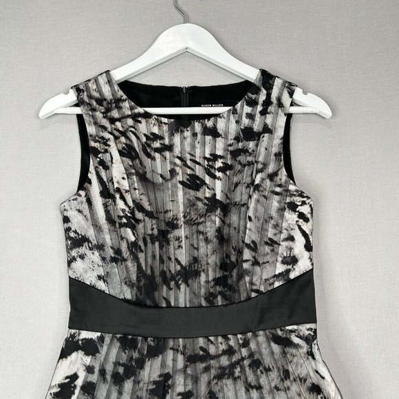 Karen Millen Womens Dress 6 Black Pleated Mesh Animal Print Fit Flare Cocktail - Picture 2 of 11